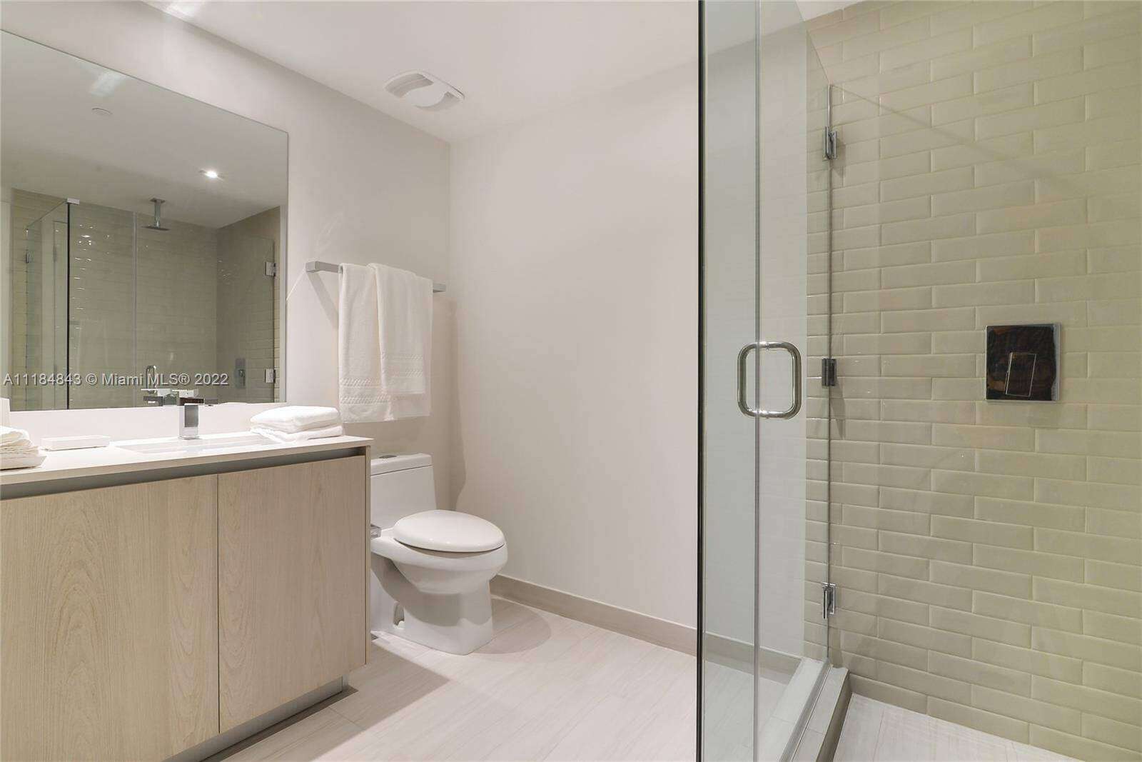 Hyde Beach House at 4010 Ocean Dr, Hollywood, FL 33019 - For Sale photo 16