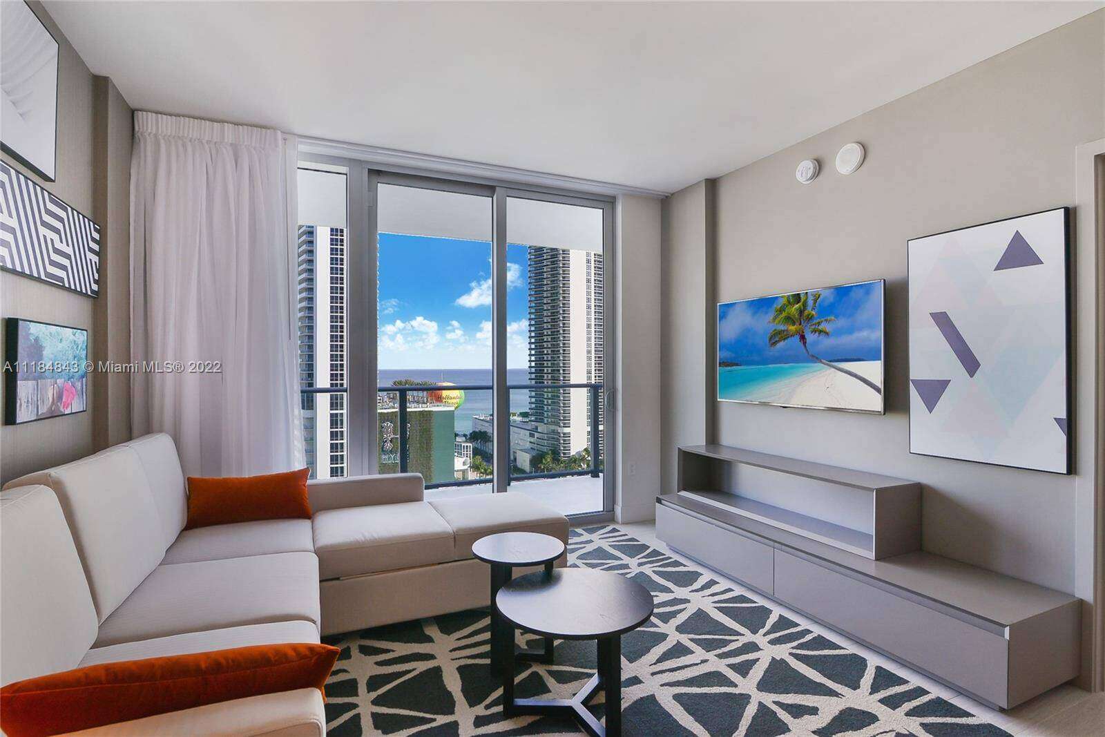 Hyde Beach House at 4010 Ocean Dr, Hollywood, FL 33019 - For Sale photo 7