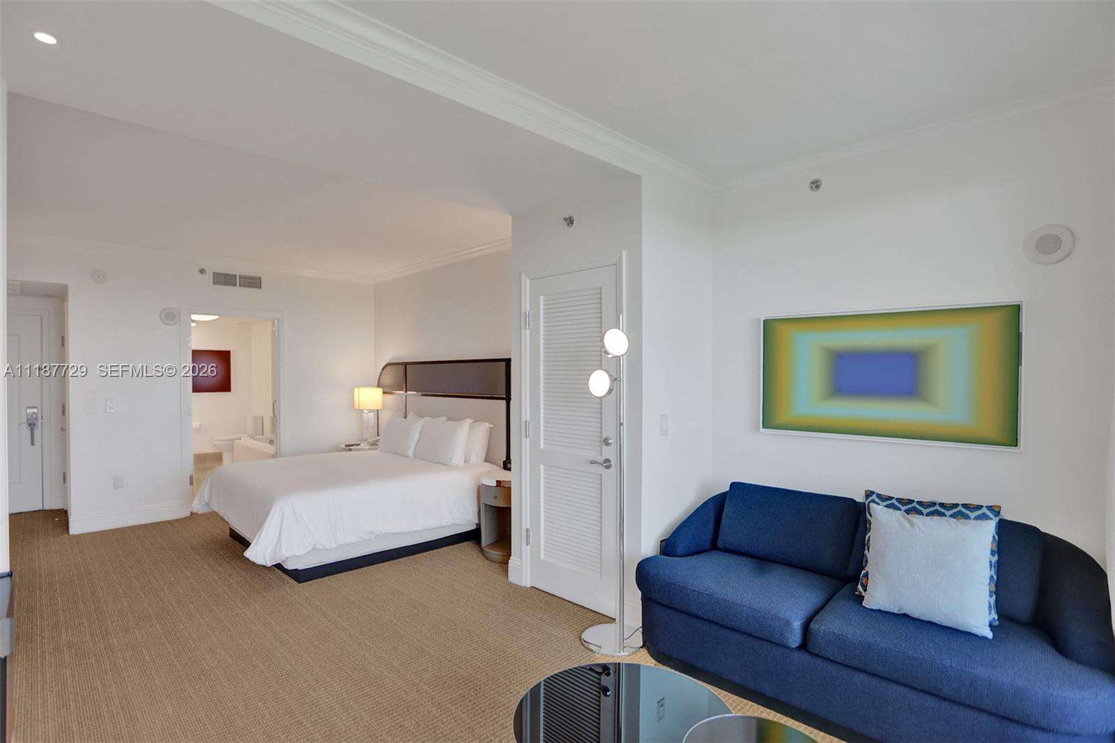 Fontainebleau 2 at 4401 Collins Ave, Miami Beach, FL 33140 - For Sale photo 17