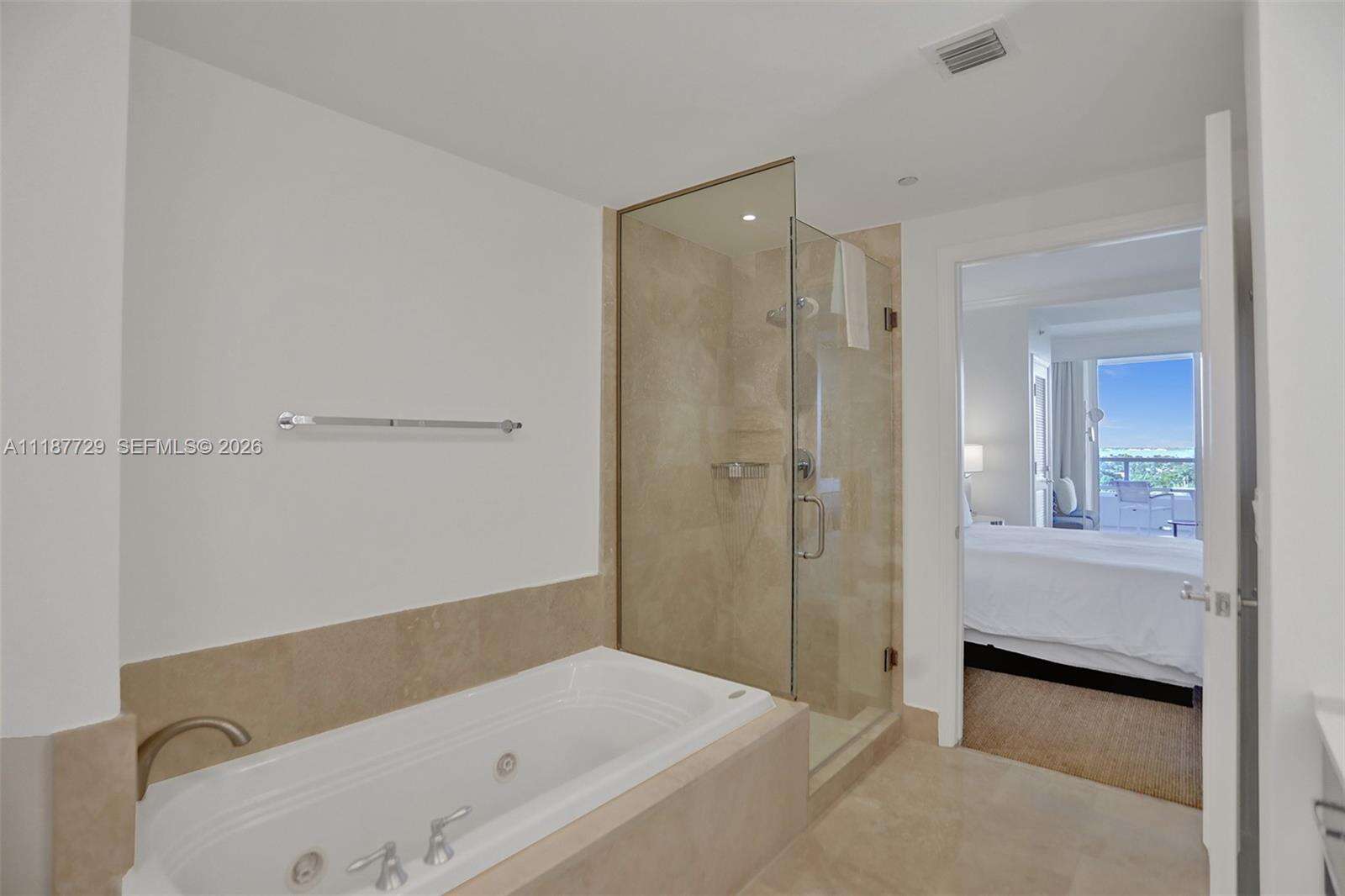 Fontainebleau 2 at 4401 Collins Ave, Miami Beach, FL 33140 - For Sale photo 23