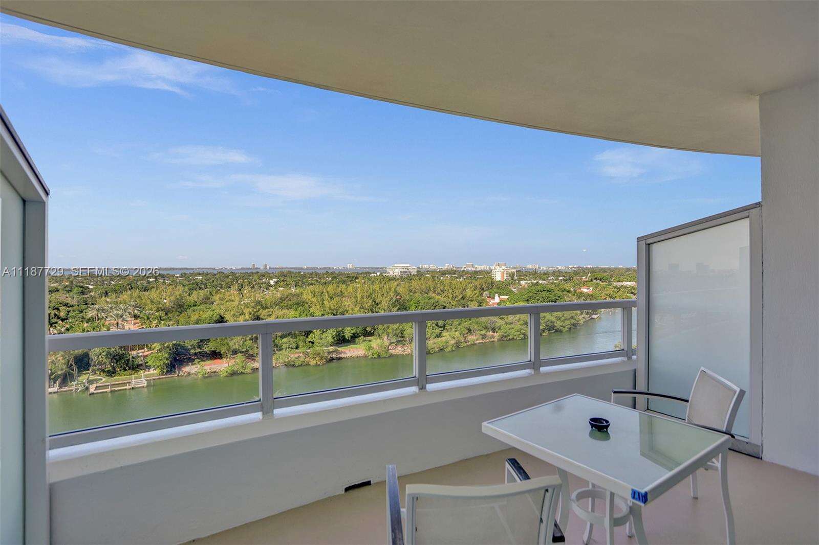 Fontainebleau 2 at 4401 Collins Ave, Miami Beach, FL 33140 - For Sale photo 4