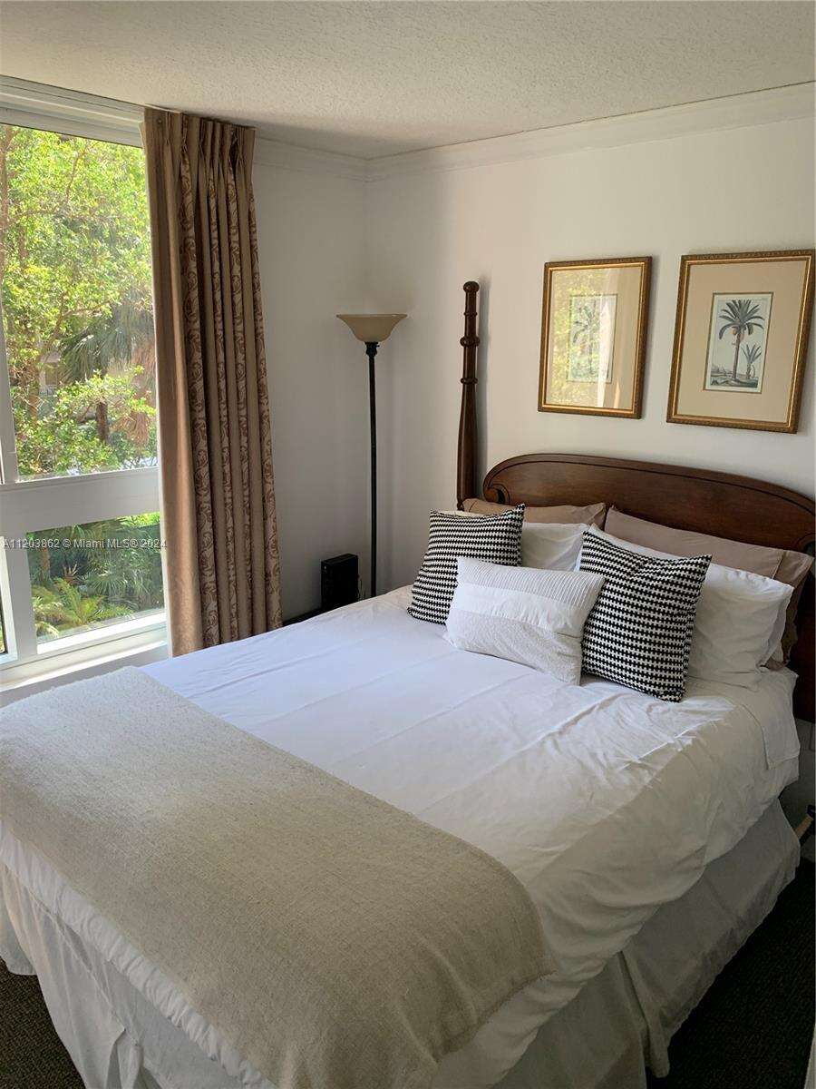 The Mutiny at 2951 Bayshore Dr, Miami, FL 33133 - For Sale photo 4
