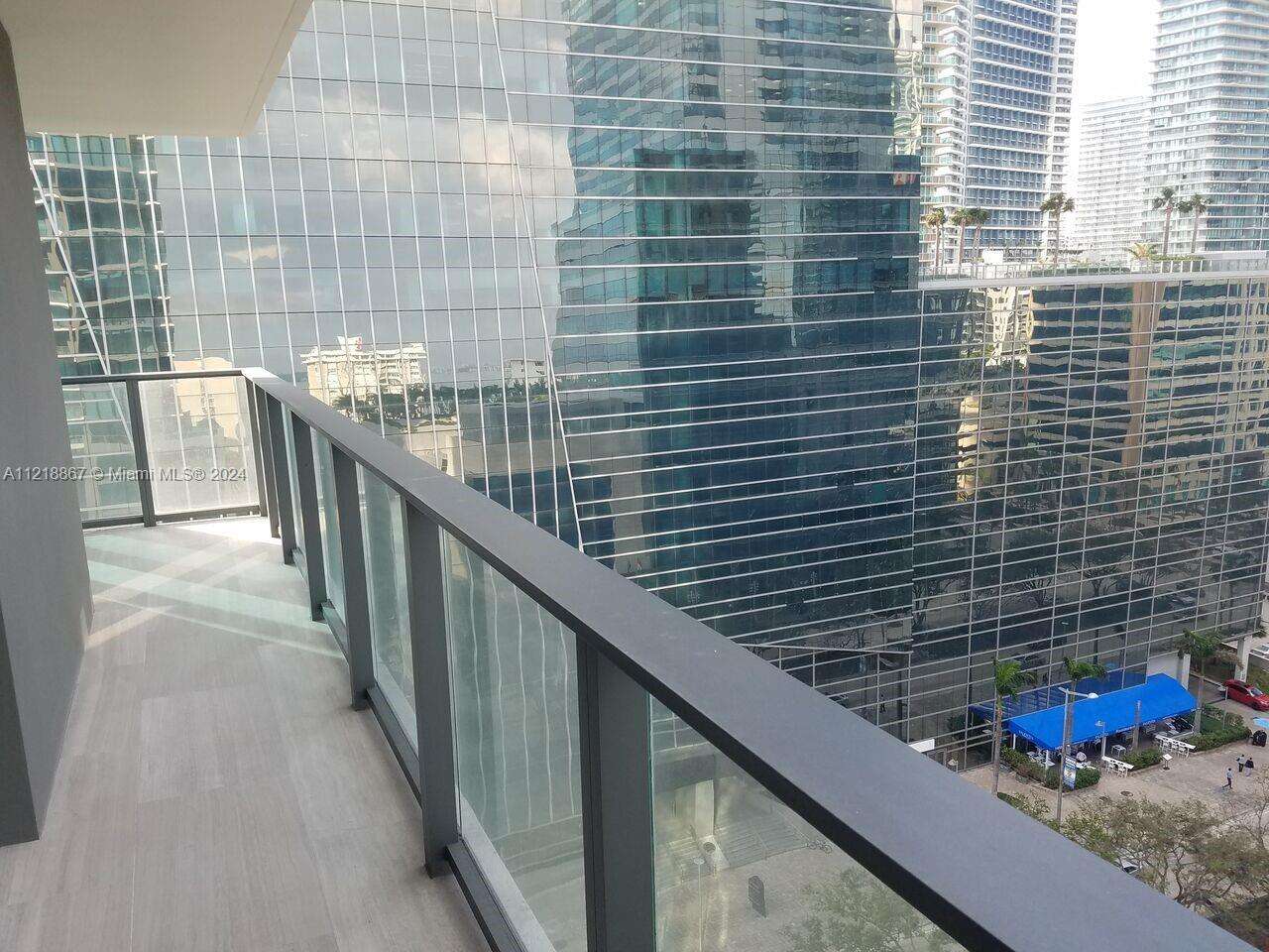 Echo Brickell at 1451 Brickell Ave, Miami, FL 33131 - For Sale photo 2