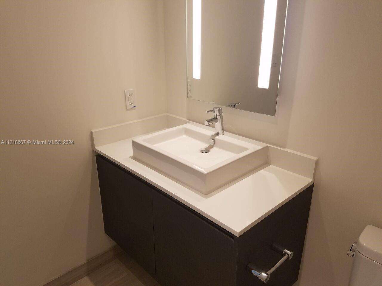 Echo Brickell at 1451 Brickell Ave, Miami, FL 33131 - For Sale photo 16