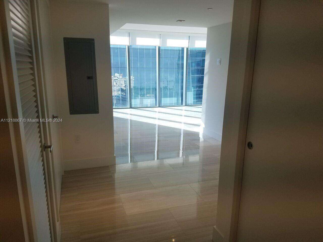 Echo Brickell at 1451 Brickell Ave, Miami, FL 33131 - For Sale photo 9