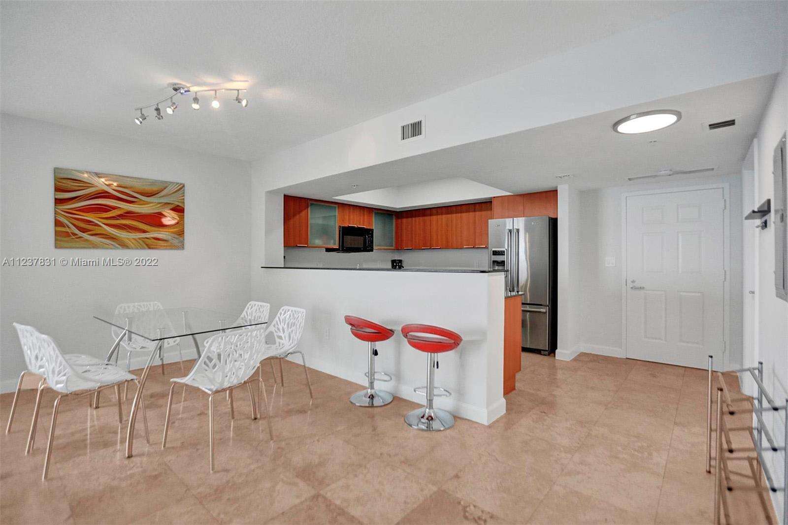 La Perla at 16699 Collins Ave, Sunny Isles Beach, FL 33160 - For Sale photo 13
