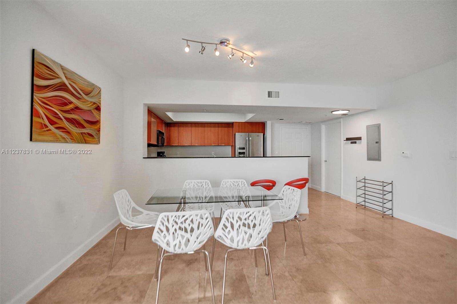 La Perla at 16699 Collins Ave, Sunny Isles Beach, FL 33160 - For Sale photo 14