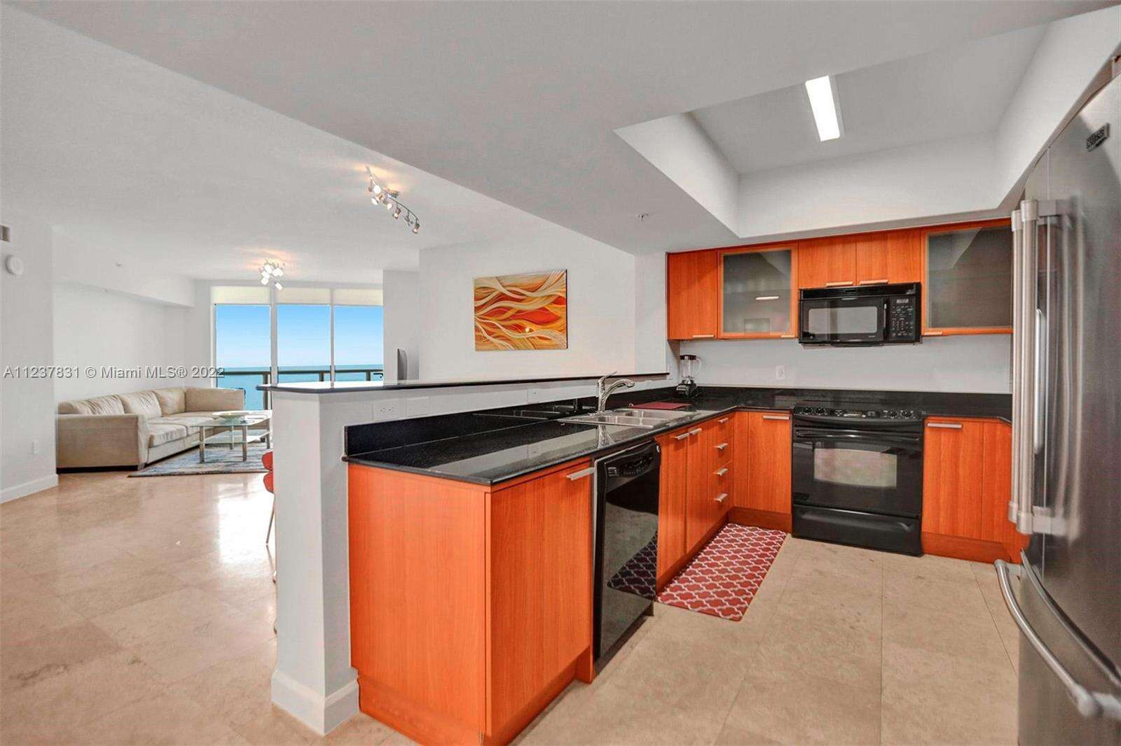 La Perla at 16699 Collins Ave, Sunny Isles Beach, FL 33160 - For Sale photo 15
