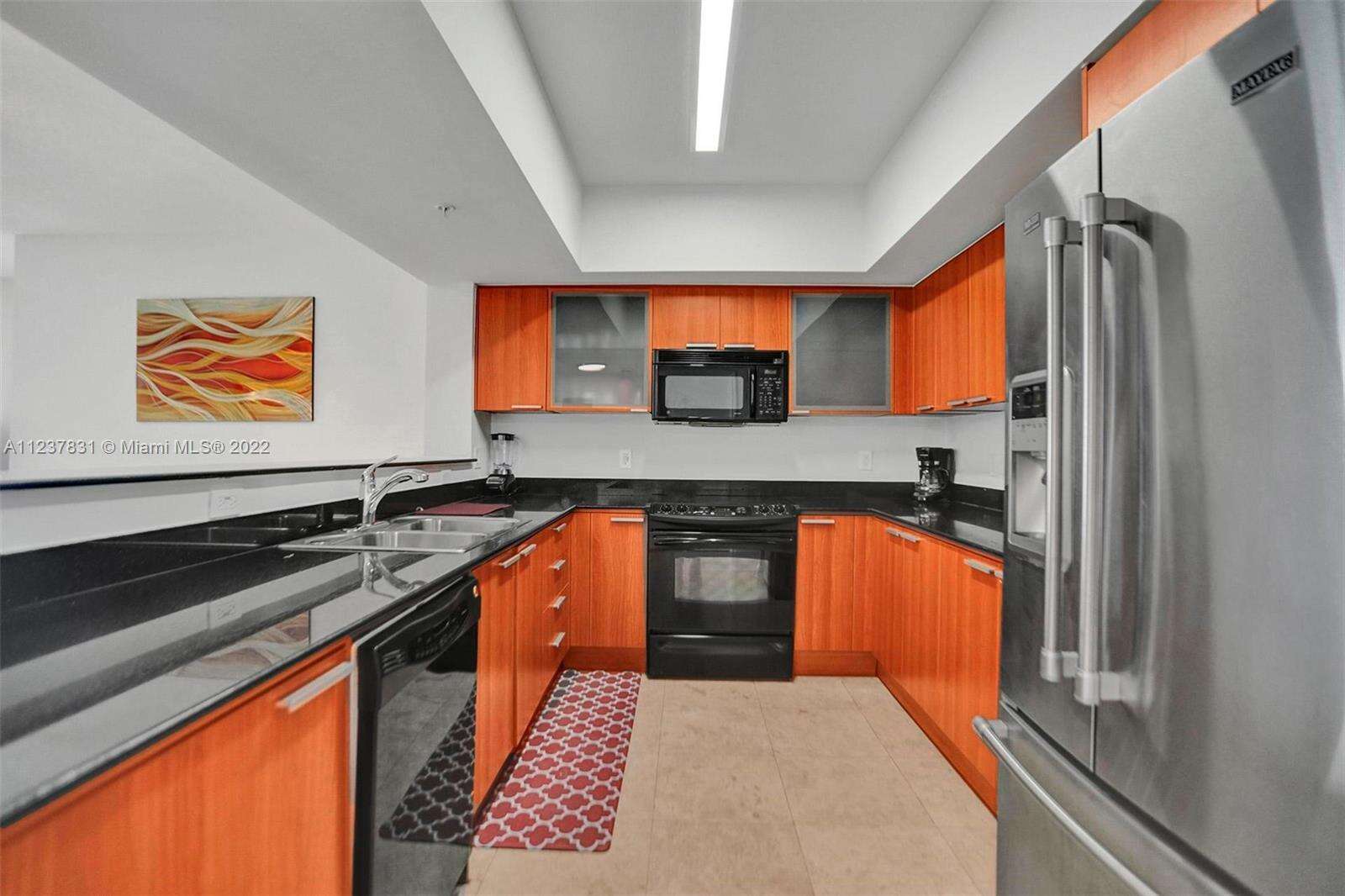 La Perla at 16699 Collins Ave, Sunny Isles Beach, FL 33160 - For Sale photo 16