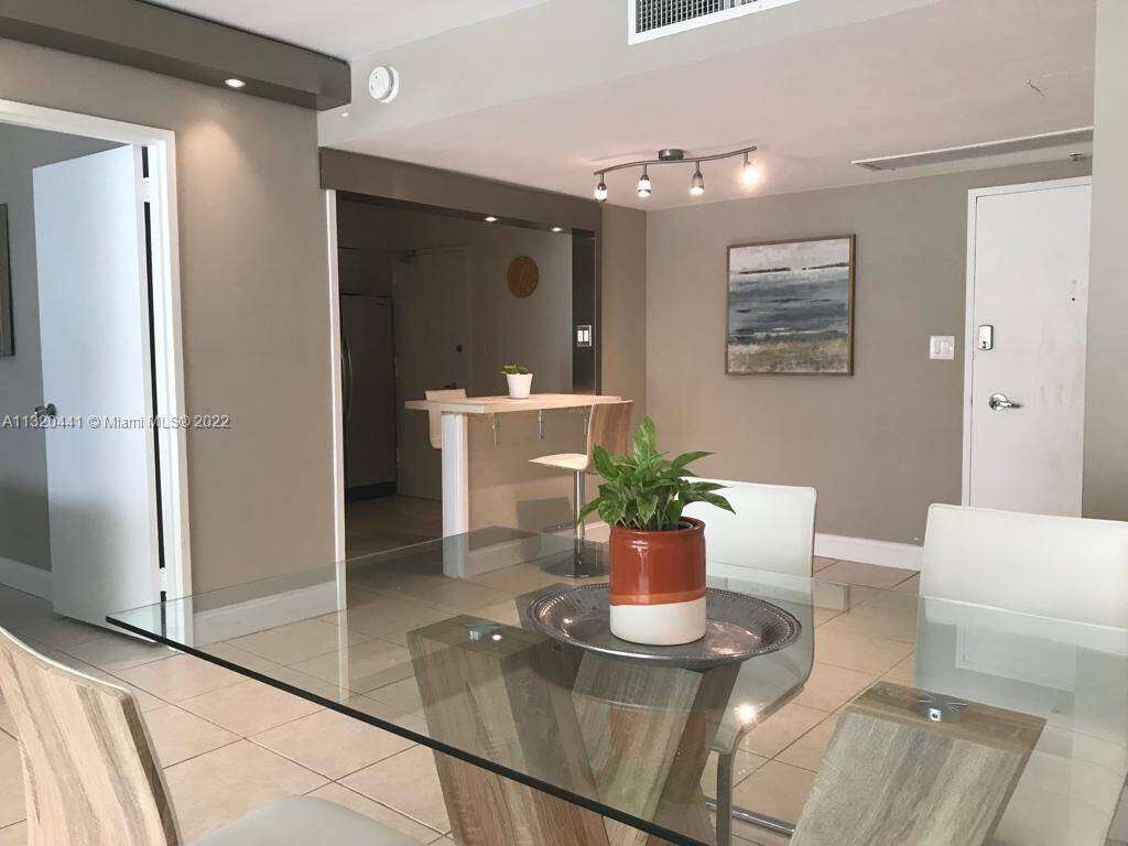 SEACOAST 5151 - 5151 Collins Ave, Miami Beach, FL 33140 | Picture 13