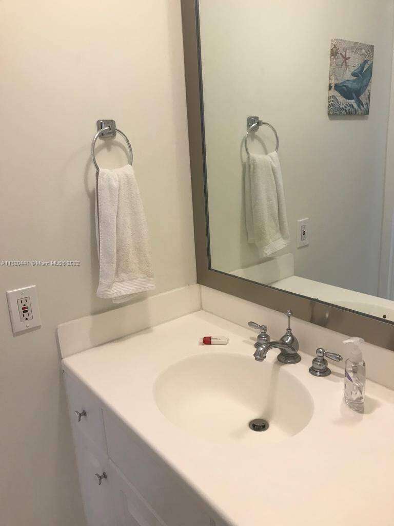 SEACOAST 5151 - 5151 Collins Ave, Miami Beach, FL 33140 | Picture 22