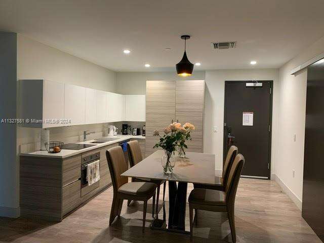 Costa Hollywood at 777 Ocean Dr, Hollywood, FL 33019 - For Sale photo 2