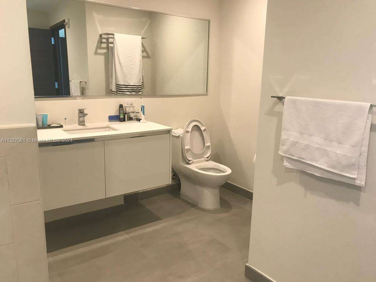 Costa Hollywood at 777 Ocean Dr, Hollywood, FL 33019 - For Sale photo 13