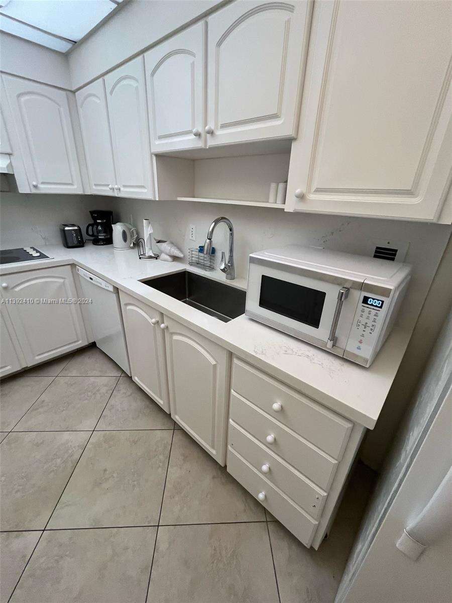 The Tides at 3901 S Ocean Dr, Hollywood, FL 33019 - For Sale photo 5