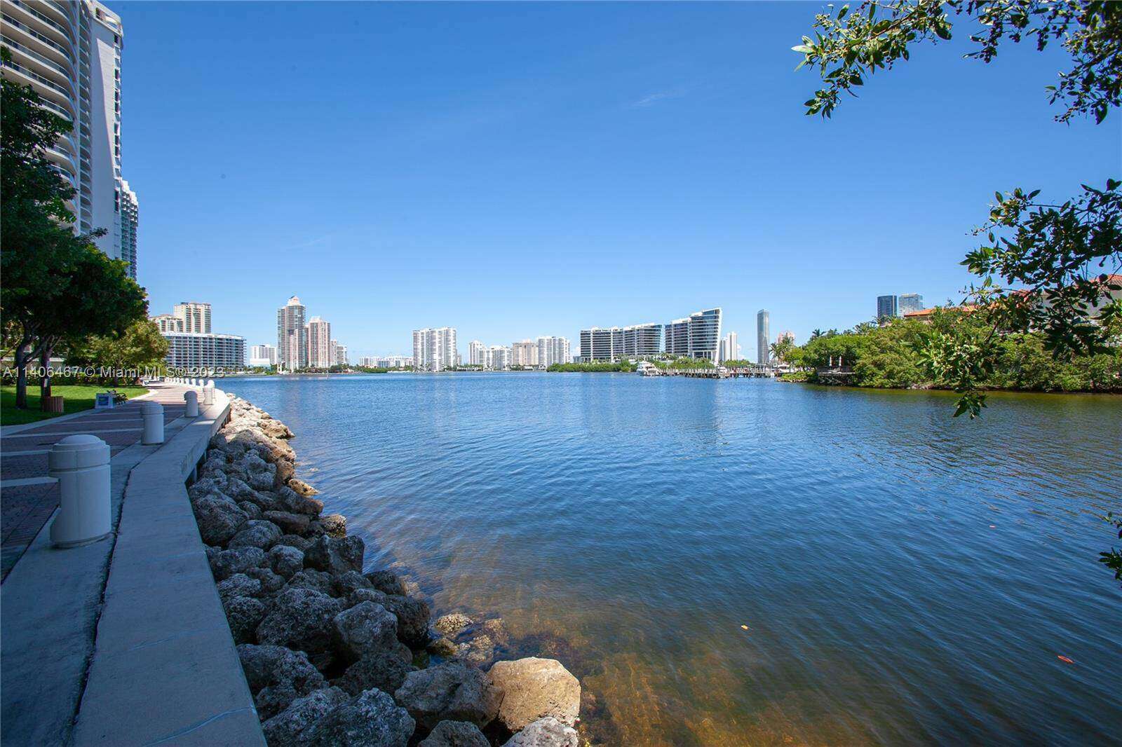 BELLAMARE WILLIAMS ISLAND - 6000 Island Blvd, Aventura, FL 33160 | Picture 6