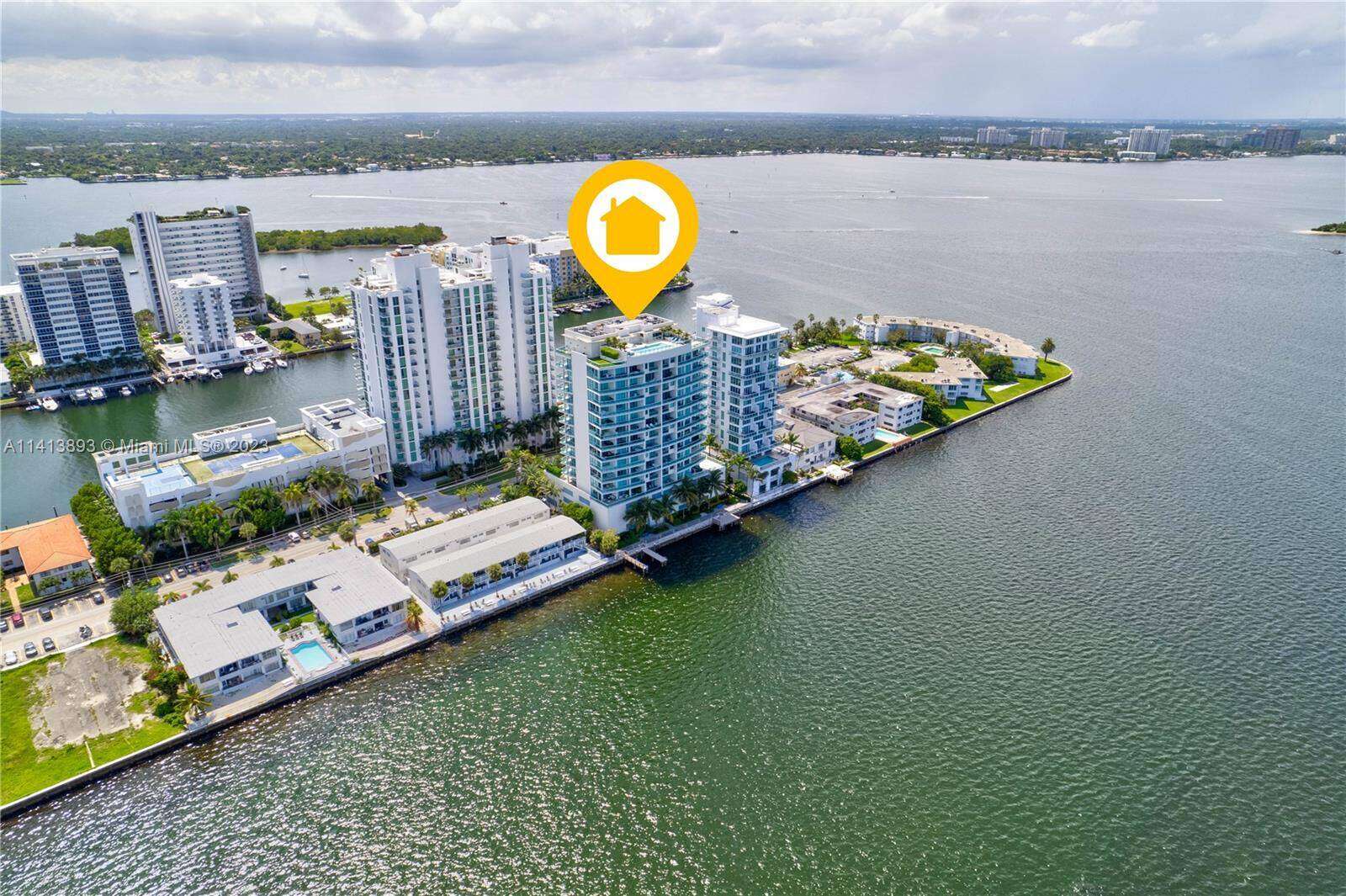 CIELO ON THE BAY
