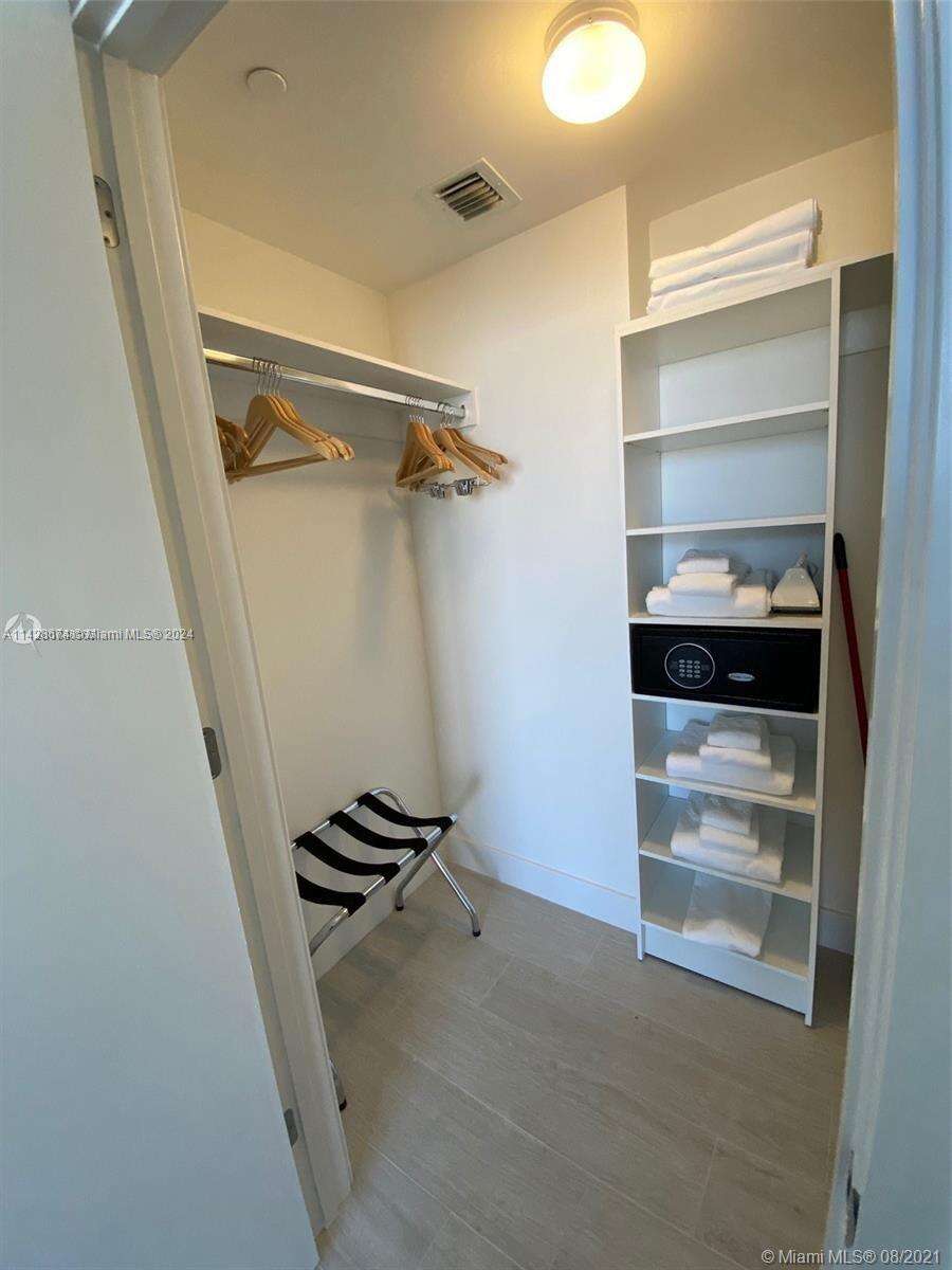 Hyde Beach House at 4010 Ocean Dr, Hollywood, FL 33019 - For Sale photo 18