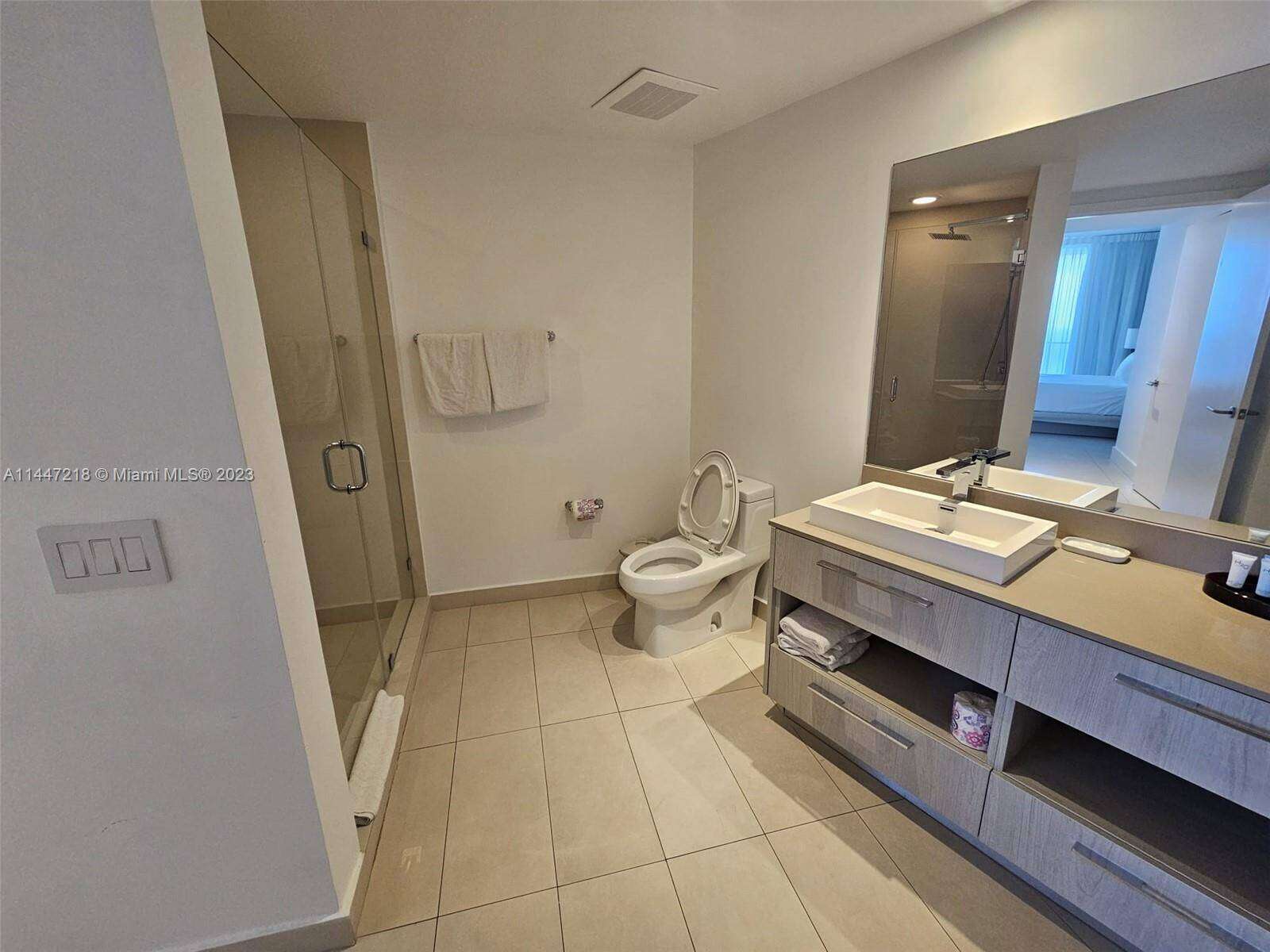 Hyde Resort at 4111 Ocean Dr, Hollywood, FL 33019 - For Sale photo 14