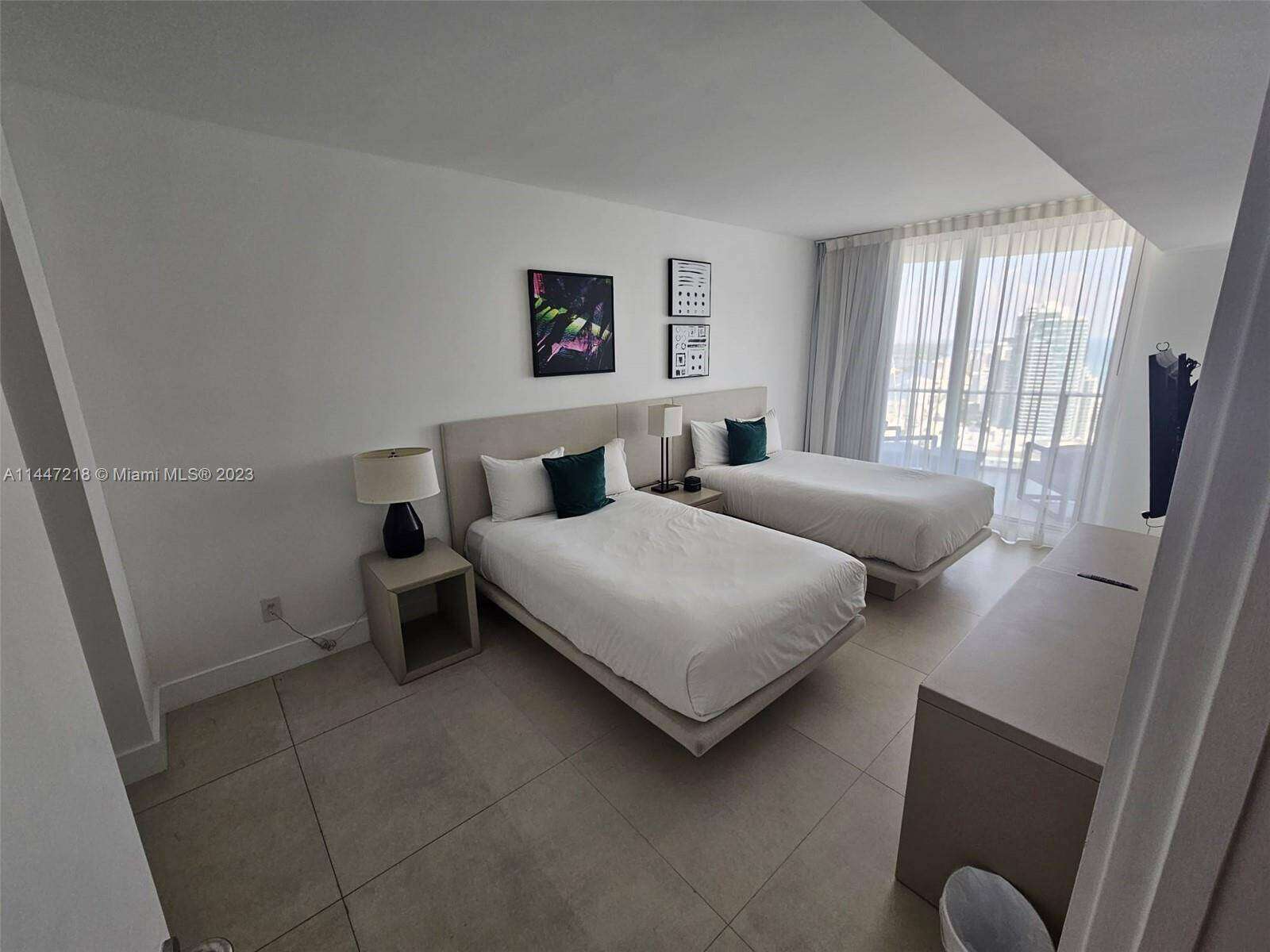 Hyde Resort at 4111 Ocean Dr, Hollywood, FL 33019 - For Sale photo 17