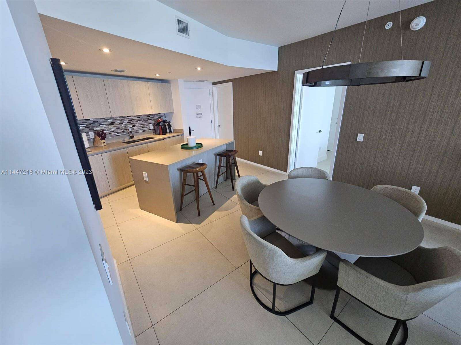Hyde Resort at 4111 Ocean Dr, Hollywood, FL 33019 - For Sale photo 8