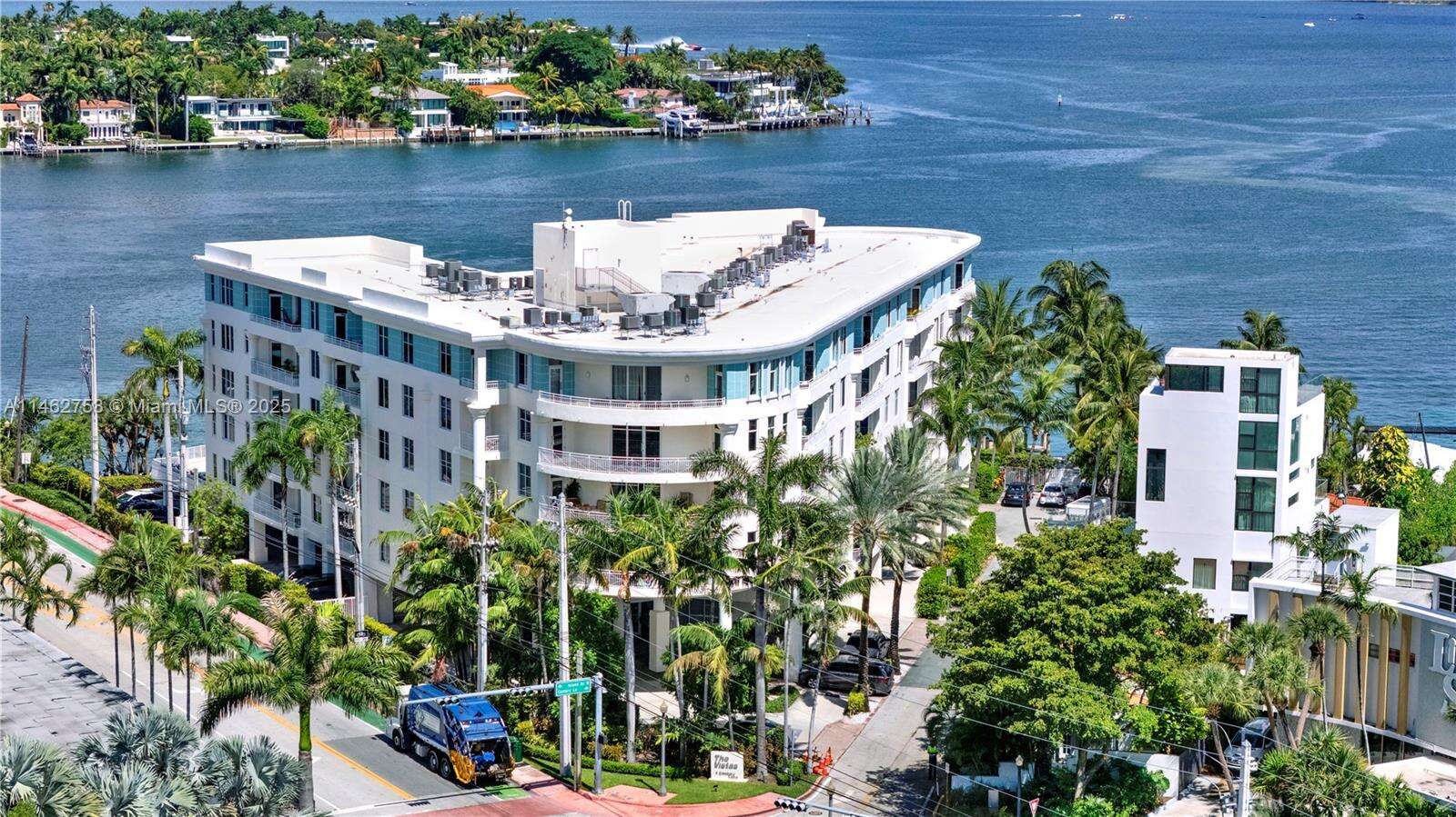 The Vistas Condos for Sale & Rent | Picture 1