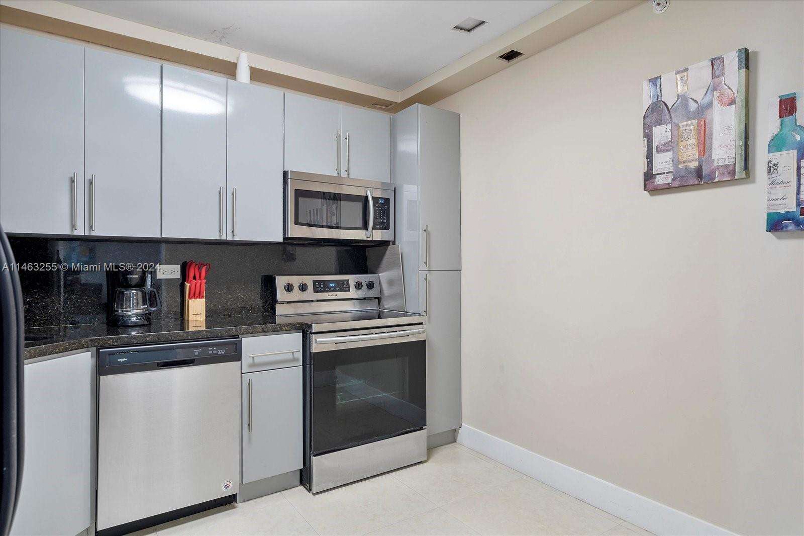 The Pavilion at 5601 Collins Ave, Miami Beach, FL 33140 - For Sale photo 25