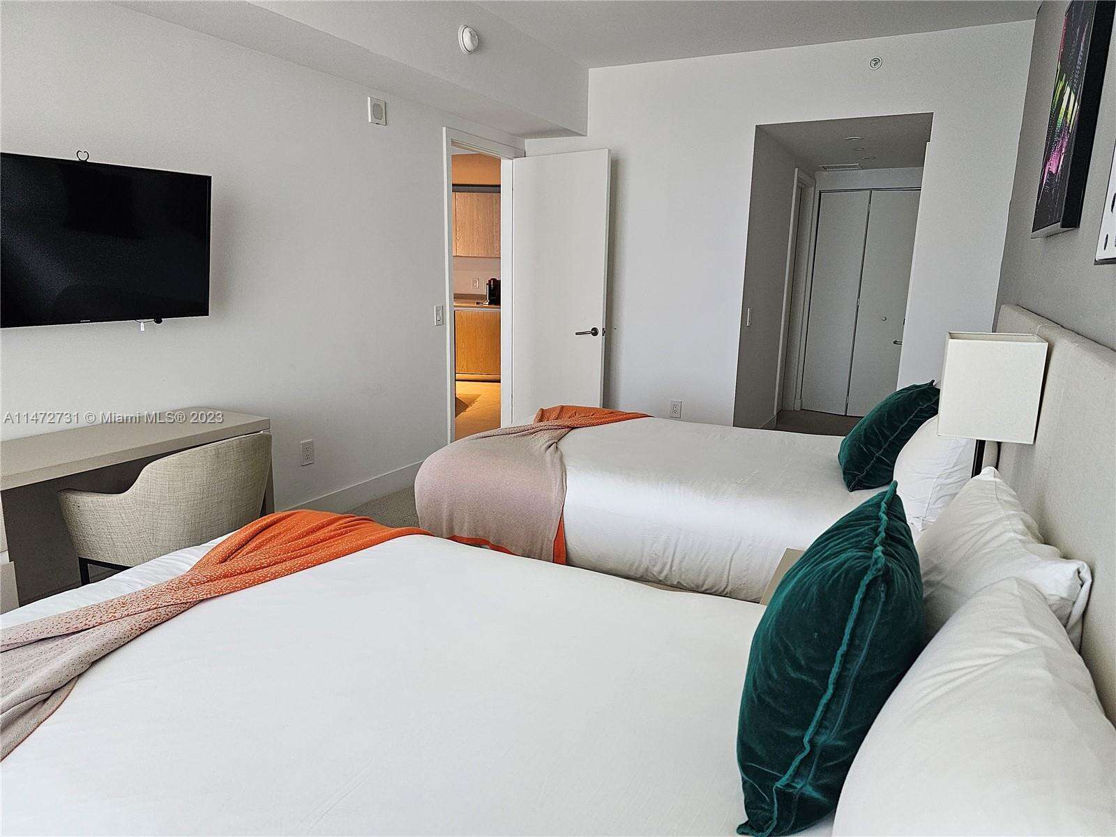 Hyde Resort at 4111 Ocean Dr, Hollywood, FL 33019 - For Sale photo 16
