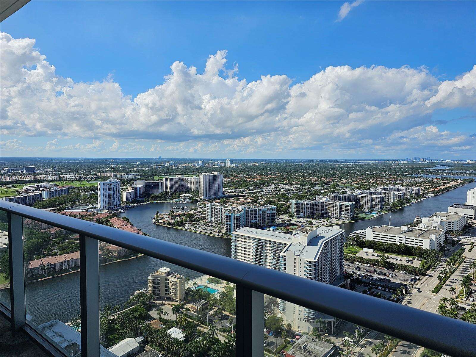 Hyde Resort at 4111 Ocean Dr, Hollywood, FL 33019 - For Sale photo 19