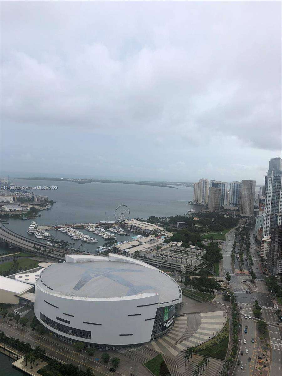 900 Biscayne at 900 Biscayne Blvd, Miami, FL 33132 - For Sale photo 2