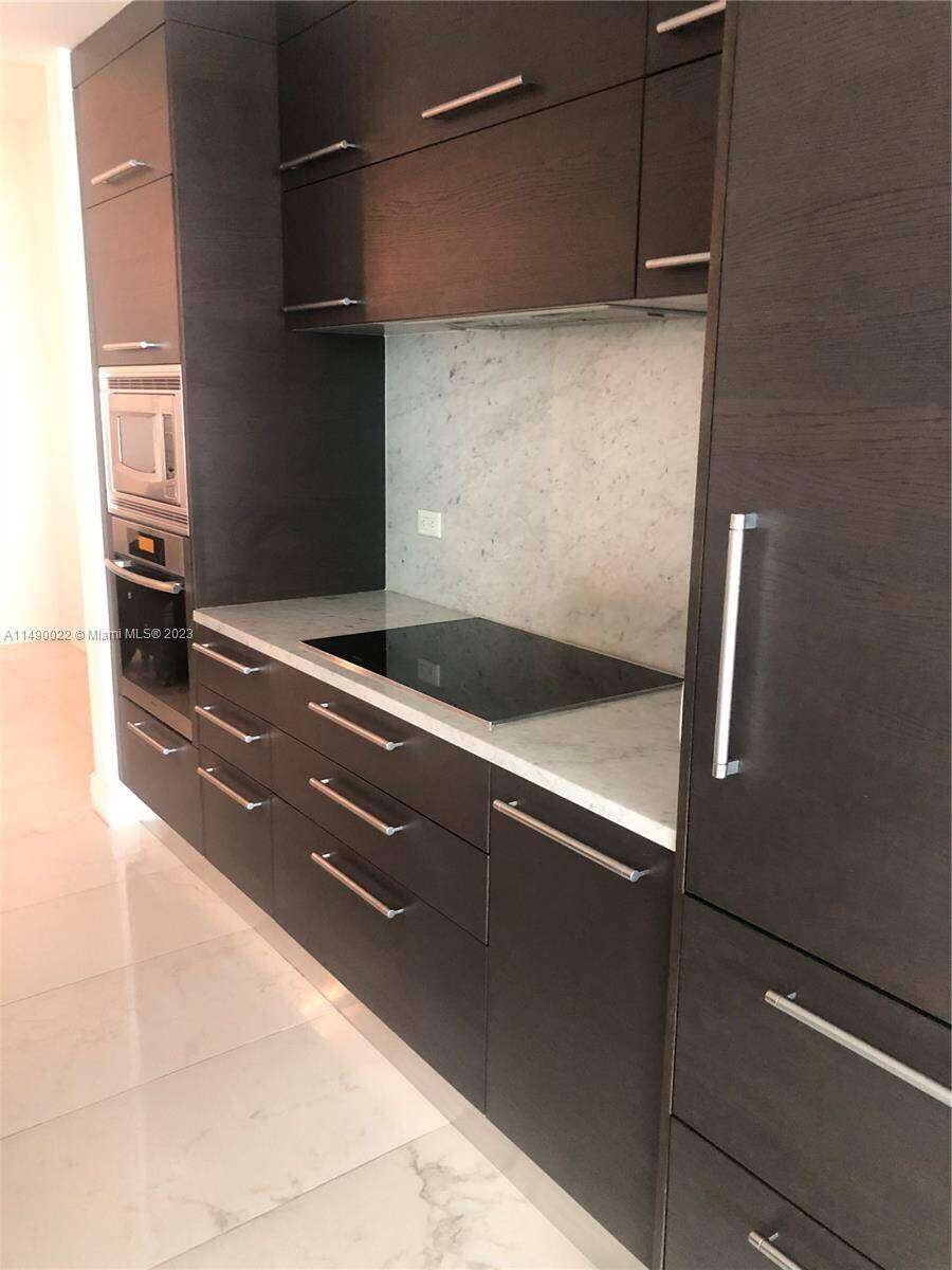 900 Biscayne at 900 Biscayne Blvd, Miami, FL 33132 - For Sale photo 12