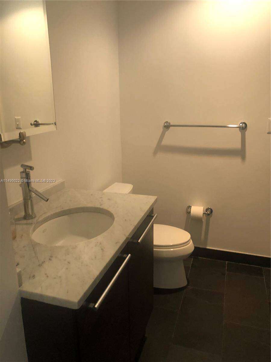 900 Biscayne at 900 Biscayne Blvd, Miami, FL 33132 - For Sale photo 15