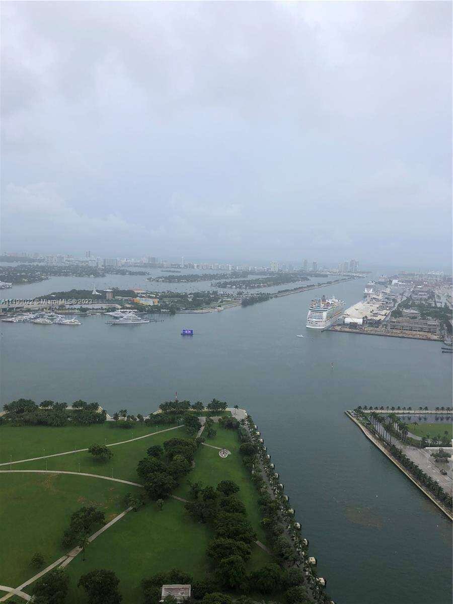 900 Biscayne at 900 Biscayne Blvd, Miami, FL 33132 - For Sale photo 4