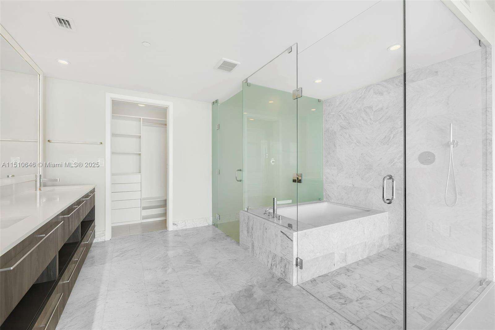 One Paraiso at 3131 7 Ave, Miami, FL 33137 - For Sale photo 14