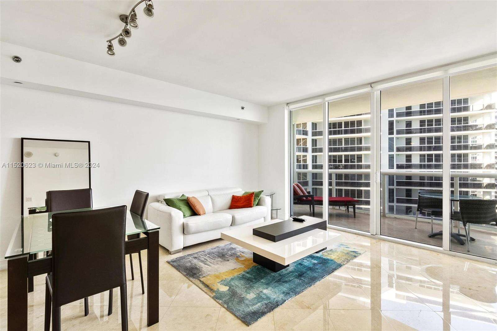 The Beach Club Two at 1830 Ocean Dr, Hallandale Beach, FL 33009 - For Sale photo 11