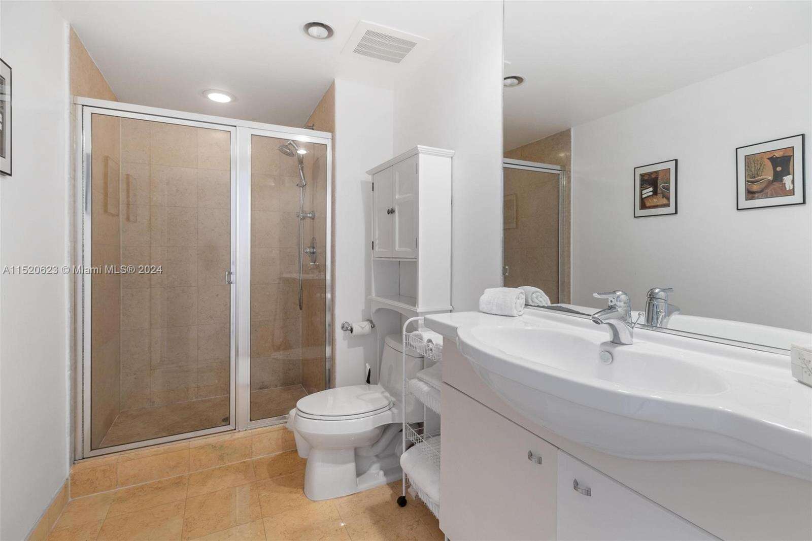 The Beach Club Two at 1830 Ocean Dr, Hallandale Beach, FL 33009 - For Sale photo 6