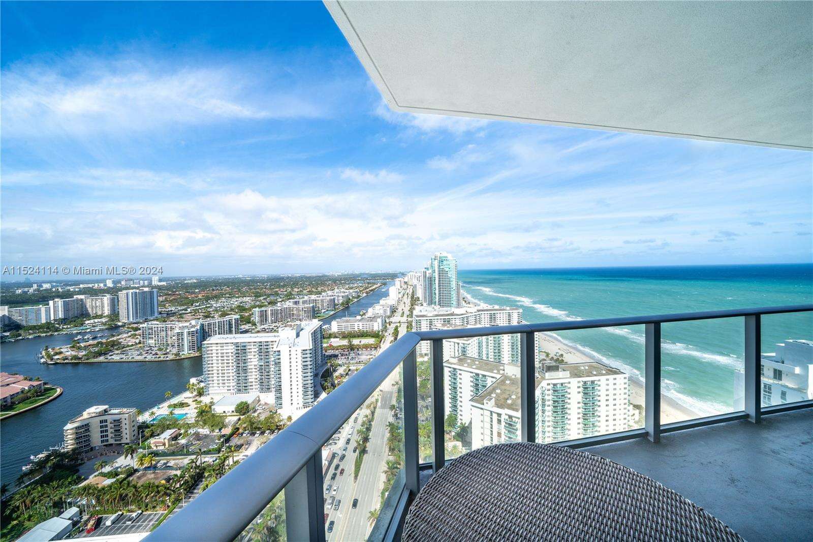 Hyde Resort at 4111 Ocean Dr, Hollywood, FL 33019 - For Sale photo 1