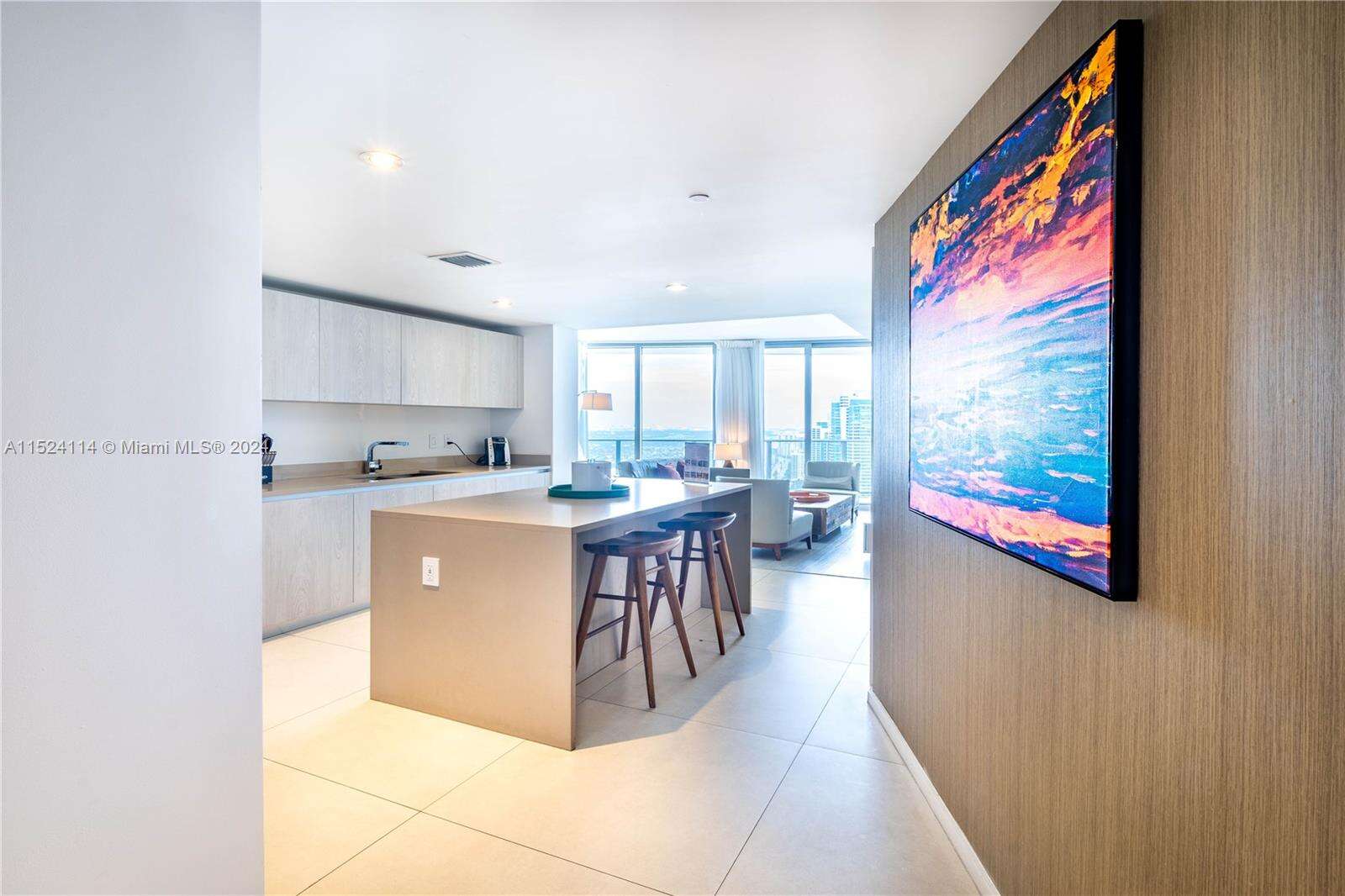 Hyde Resort at 4111 Ocean Dr, Hollywood, FL 33019 - For Sale photo 13