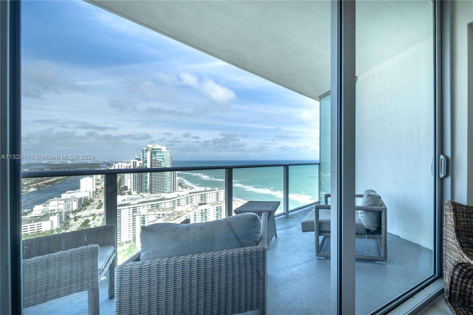 Hyde Resort at 4111 Ocean Dr, Hollywood, FL 33019 - For Sale photo 3