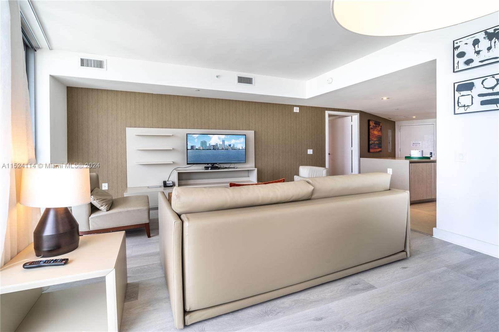 Hyde Resort at 4111 Ocean Dr, Hollywood, FL 33019 - For Sale photo 10