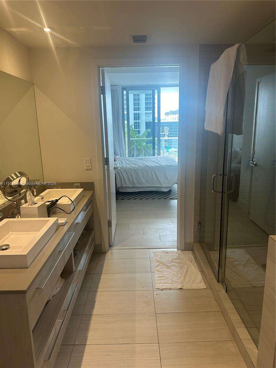 Hyde Beach House at 4010 Ocean Dr, Hollywood, FL 33019 - For Sale photo 23