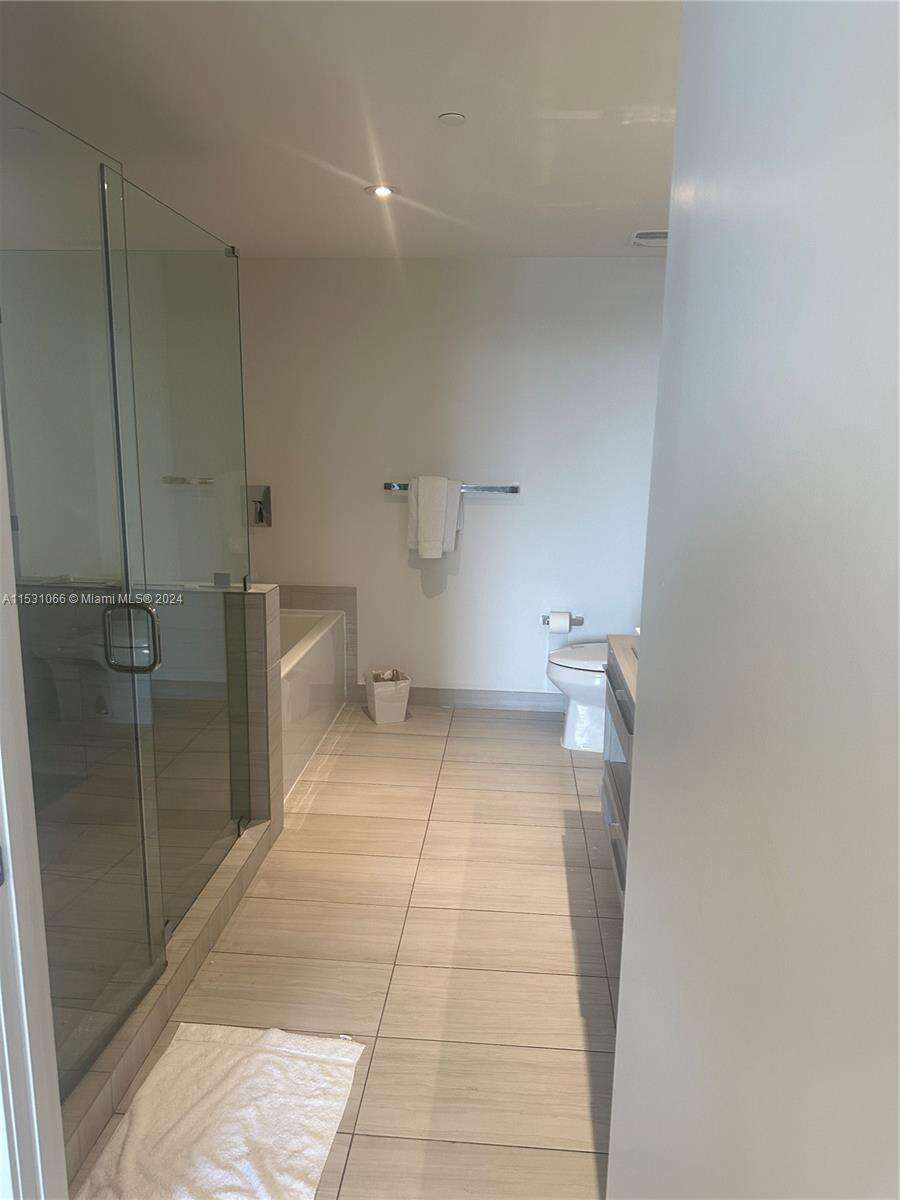 Hyde Beach House at 4010 Ocean Dr, Hollywood, FL 33019 - For Sale photo 34