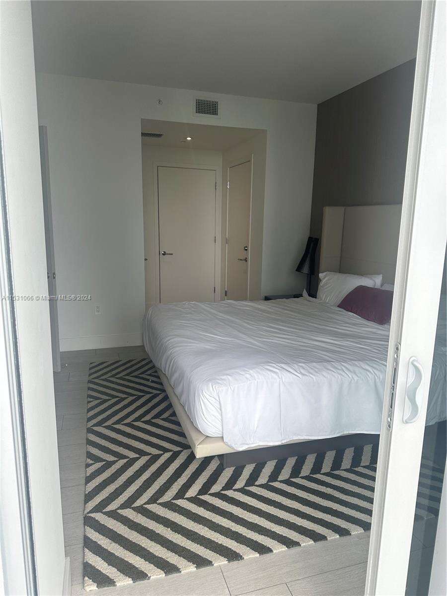 Hyde Beach House at 4010 Ocean Dr, Hollywood, FL 33019 - For Sale photo 40