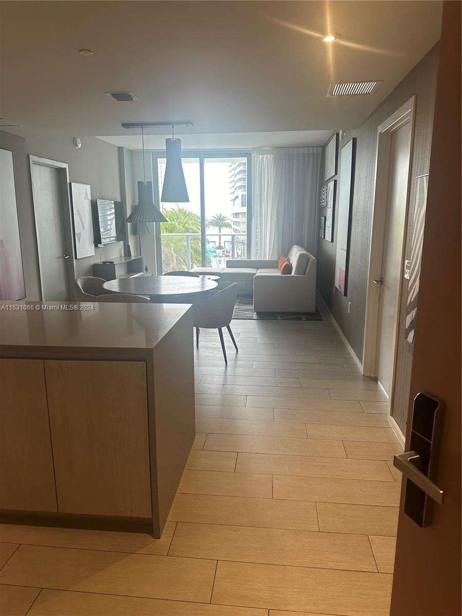 Hyde Beach House at 4010 Ocean Dr, Hollywood, FL 33019 - For Sale photo 59
