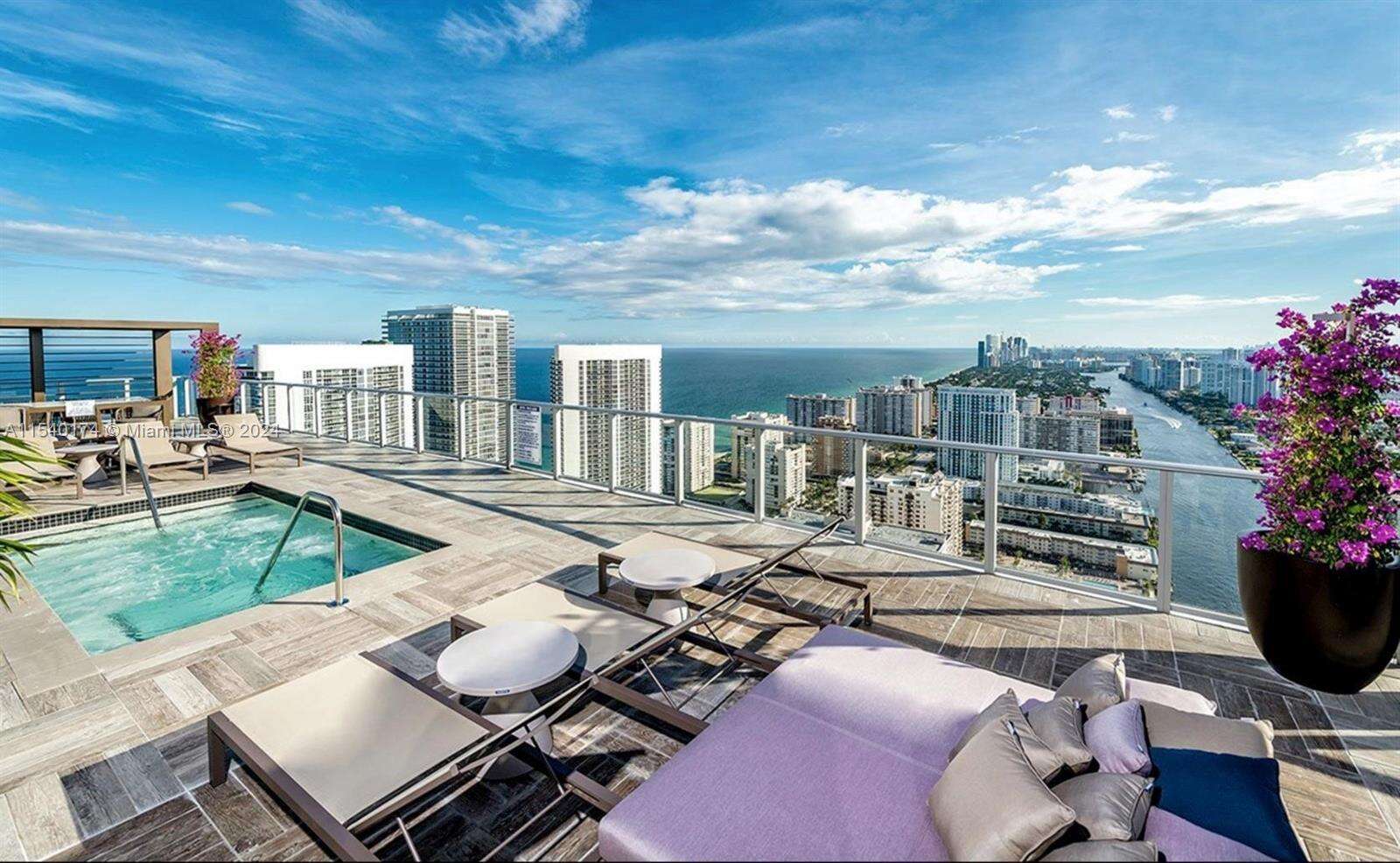 Hyde Beach House at 4010 Ocean Dr, Hollywood, FL 33019 - For Sale photo 13