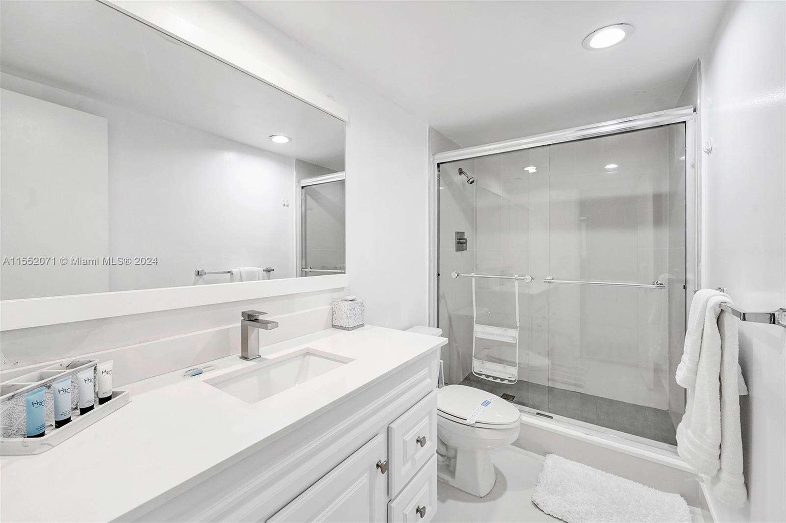 Ocean Reserve at 19370 Collins Ave, Sunny Isles Beach, FL 33160 - For Sale photo 8