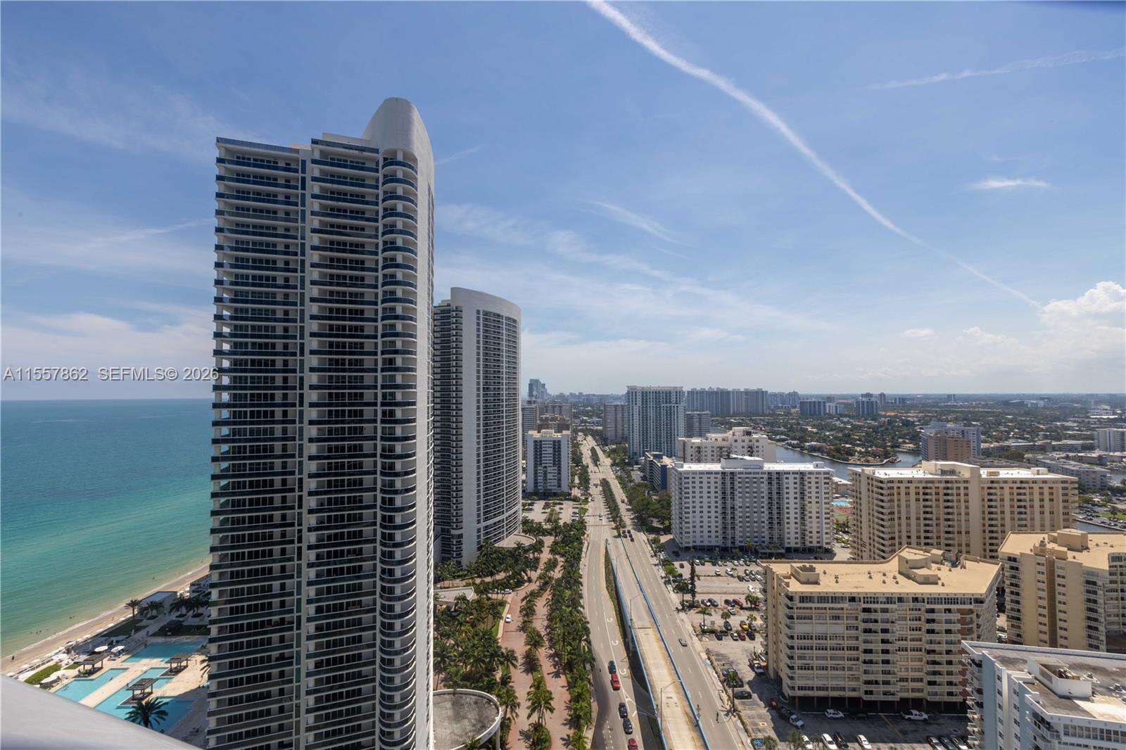 Hyde Resort at 4111 Ocean Dr, Hollywood, FL 33019 - For Sale photo 3