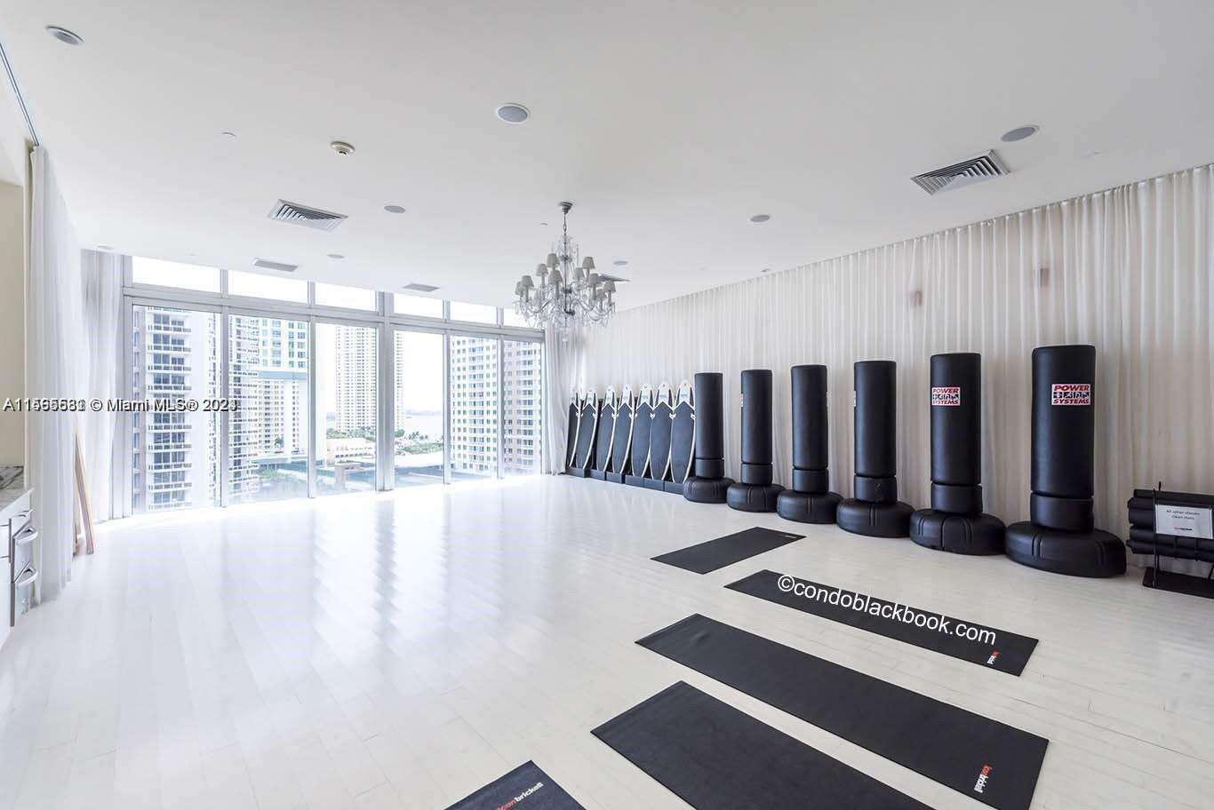 Icon Brickell 1 at 475 Brickell Ave, Miami, FL 33131 - For Sale photo 18