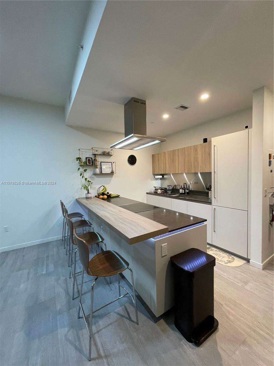 Brickell Flatiron at 1000 Brickell Plz, Miami, FL 33131 - For Sale photo 6