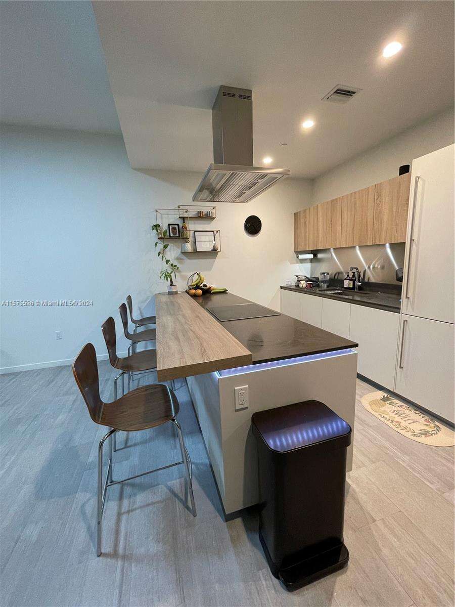 Brickell Flatiron at 1000 Brickell Plz, Miami, FL 33131 - For Sale photo 7