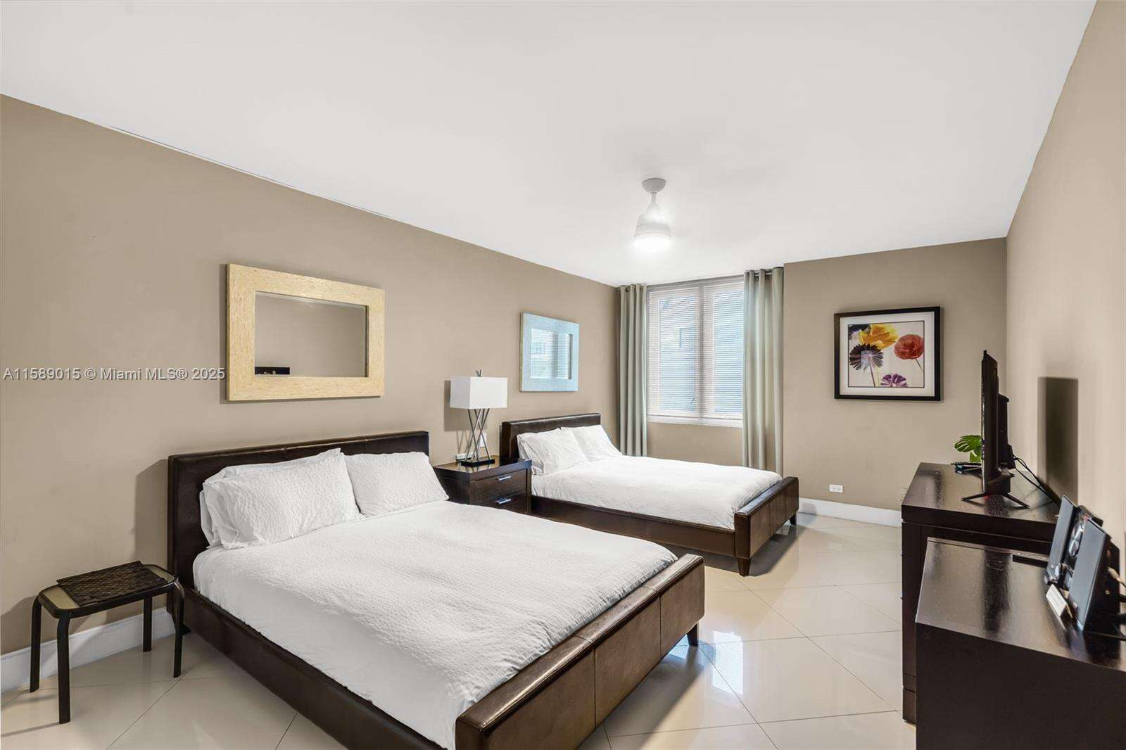 RONEY PALACE - 2301 Collins Ave, Miami Beach, FL 33139 | Picture 18